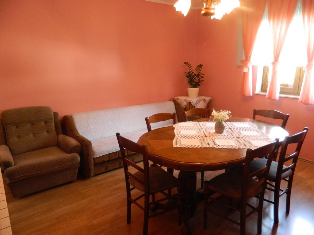 Vacation Home Kuca Za Odmor Krasno Polje Kültér fotó